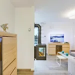 Appartamento Awesome In With Wifi Rechlin