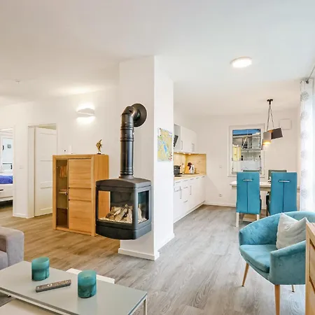 Lovely In With Kitchen